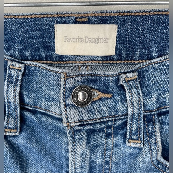 Favorite Daughter The Valentina Shortie Jean in Laurel Size 24 Raw Hem High Rise - Picture 7 of 13